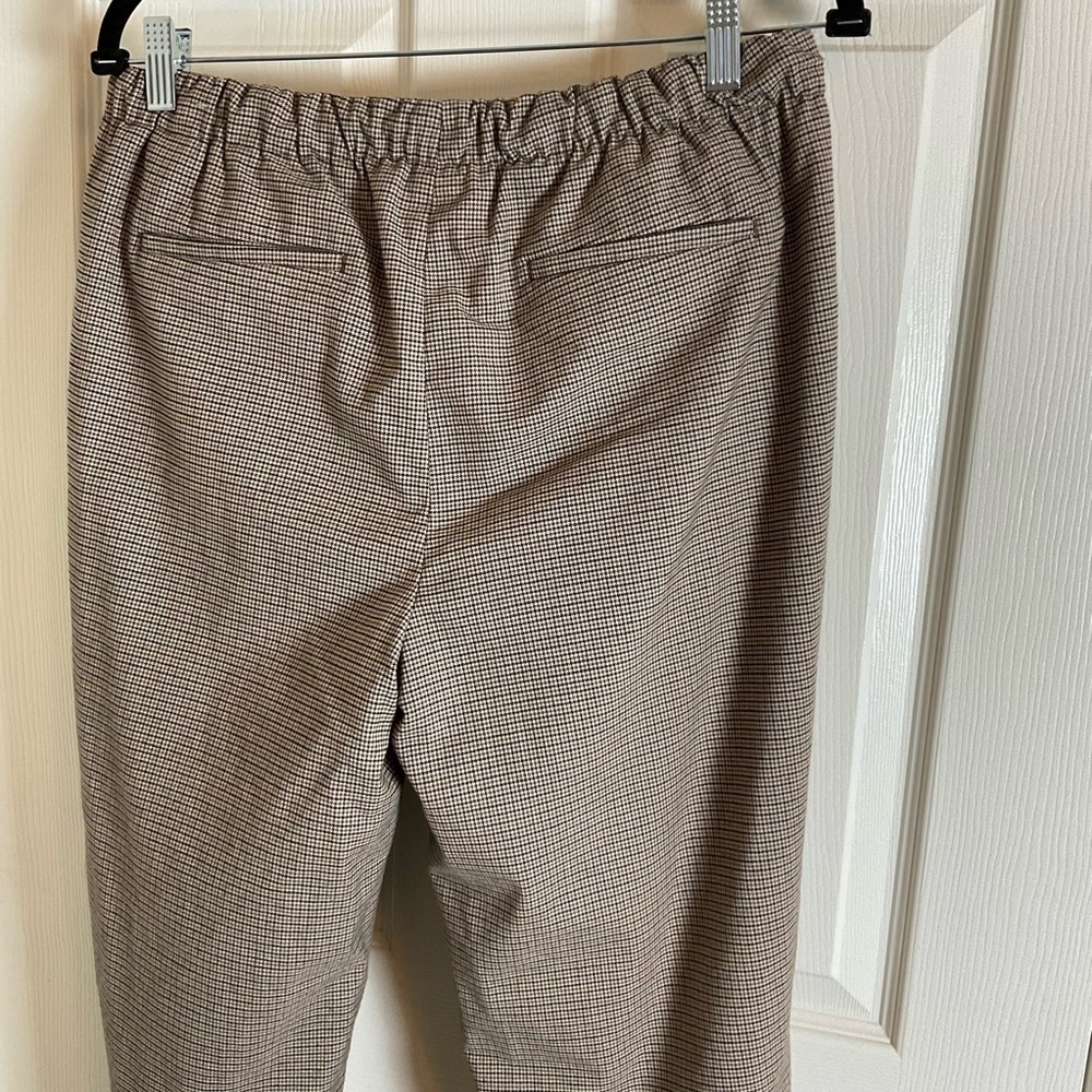 Nicole Miller Women's Brown Plaid Ankle Pants - Size 8 (NWOT) - Picture 7 of 10